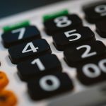 ¿Cuáles son las normas contables y fiscales para el reconocimiento de anticipos de impuestos?